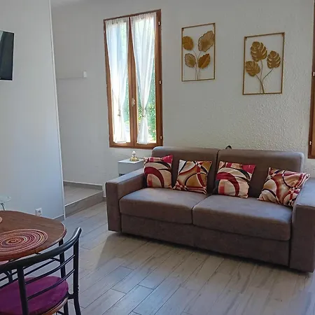 Apartment Centre-ville Uzes